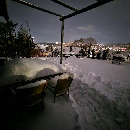 Hillside View House With Garden, Private Parking, Quiet Location - 12 Min To Old Town Anytime, Long Stays Welcome VNO Exterior foto