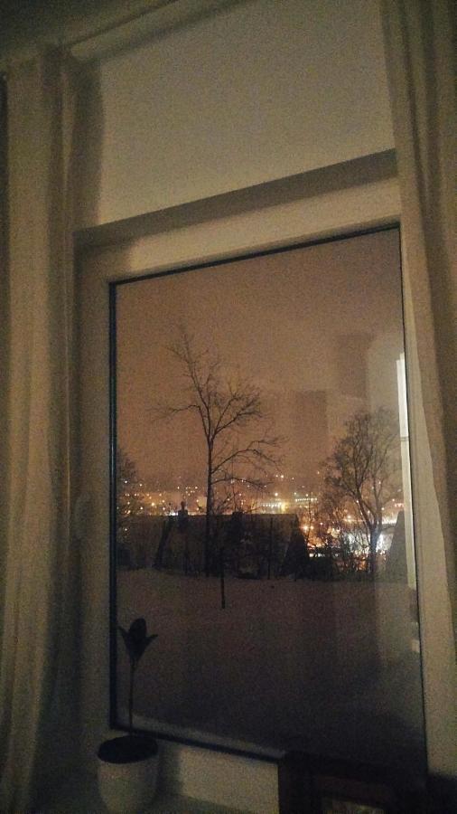 Hillside View House With Garden, Private Parking, Quiet Location - 12 Min To Old Town Anytime, Long Stays Welcome VNO Exterior foto